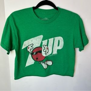 Savvy Green 7Up 2013 Logo Graphic CutOff Cropped Over Sized T-Shirt Tee Top Sz S